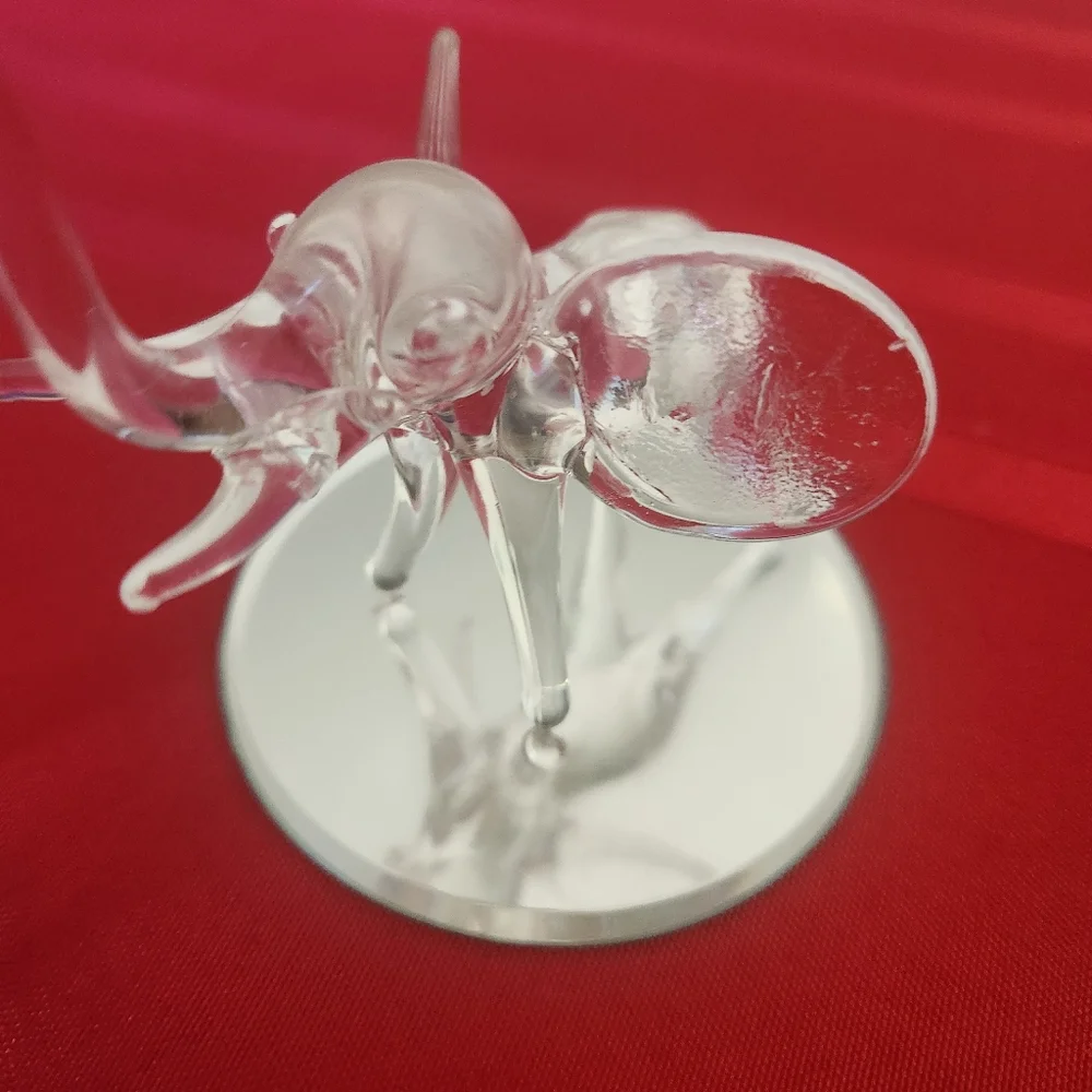 Clear Glass Elephant Figurines Set